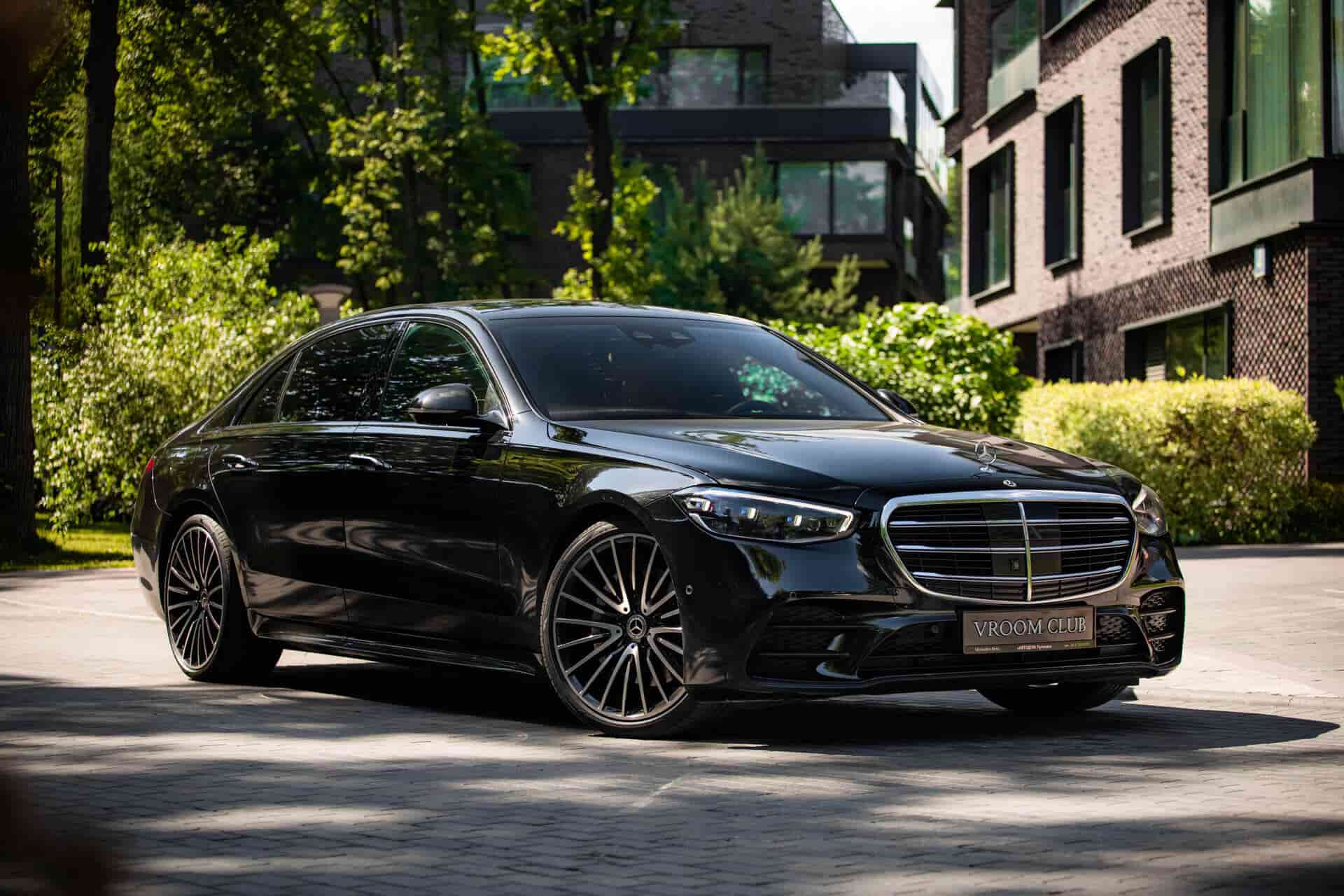Прокат Mercedes: как арендовать престижный автомобиль с комфортом - 1